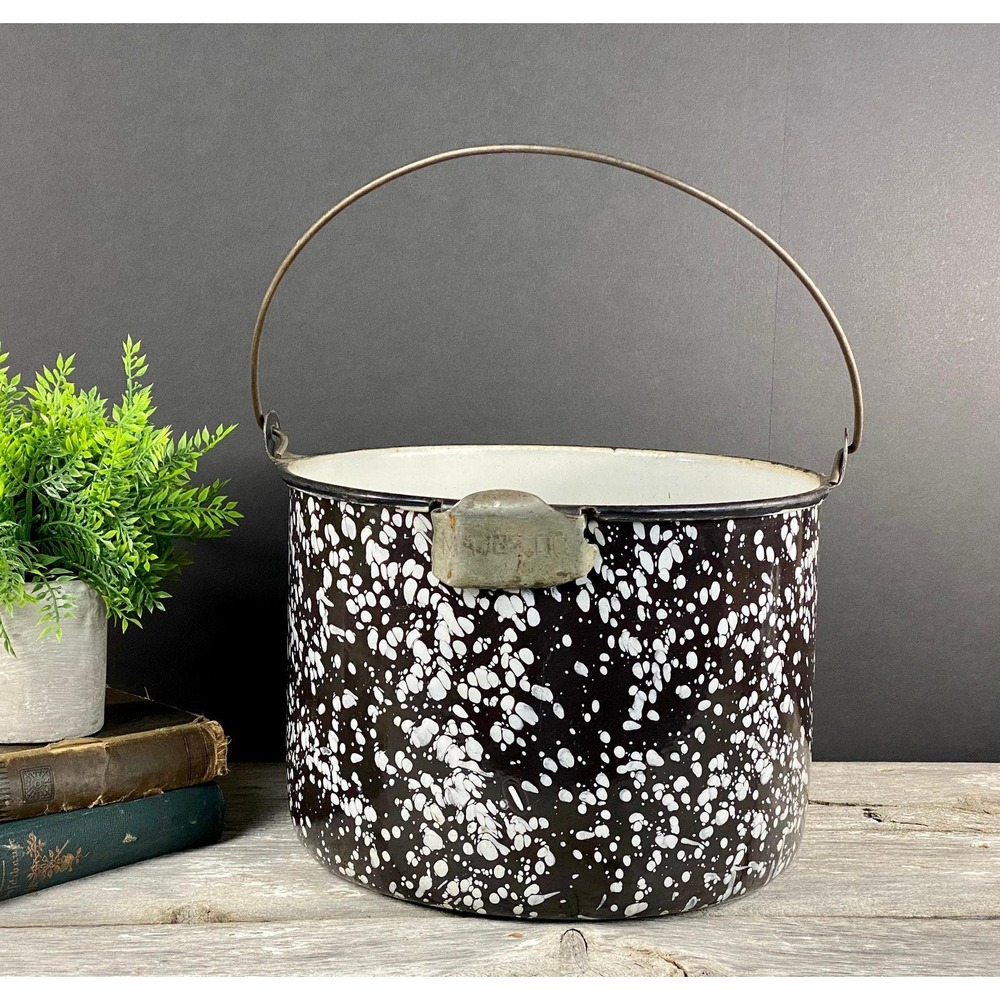 Majestic Graniteware Kettle Stock Pot Black White Spackle NO Lid Bail Handle HTF